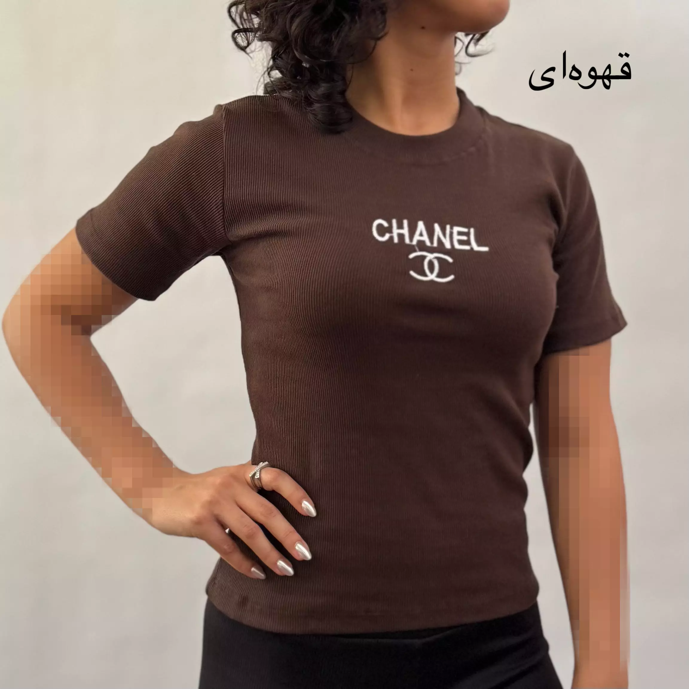 تیشرت زنانه کبریتی گلدوزی چنل 008123104087